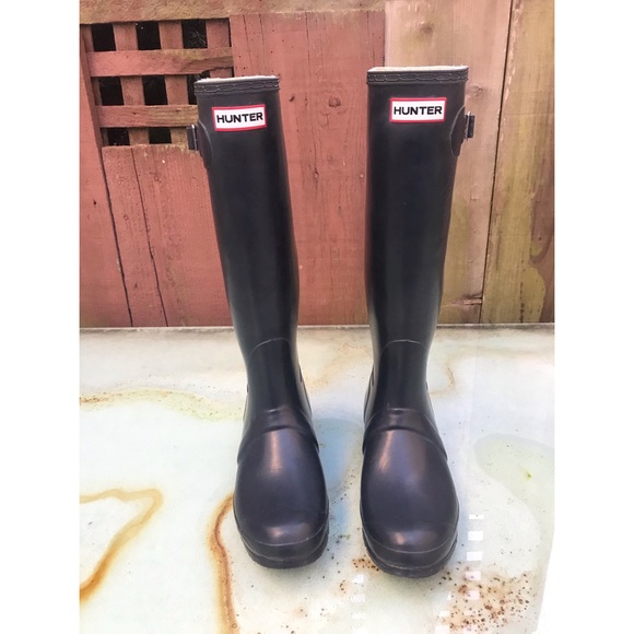 Hunter Shoes - Hunter Classic Tall Dark Navy Boot Size 8